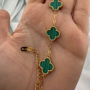 Alhambra 18k Gold Plated Gold and Green Clover Bracelet